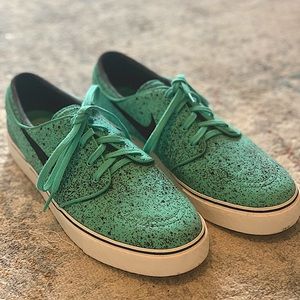Limited Edition Stefan Janoski Nike Shoes